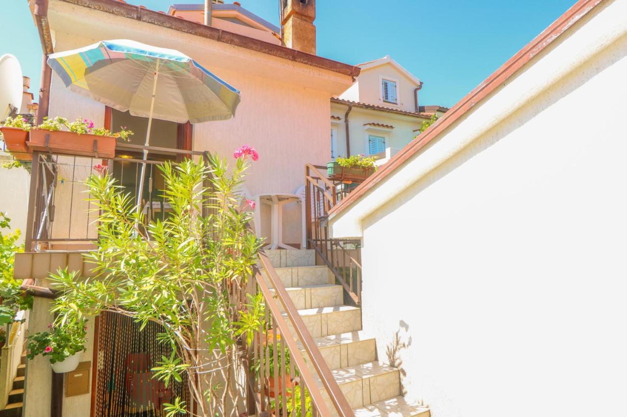 Apartment Marulic In Old Town Baska  Exterior photo
