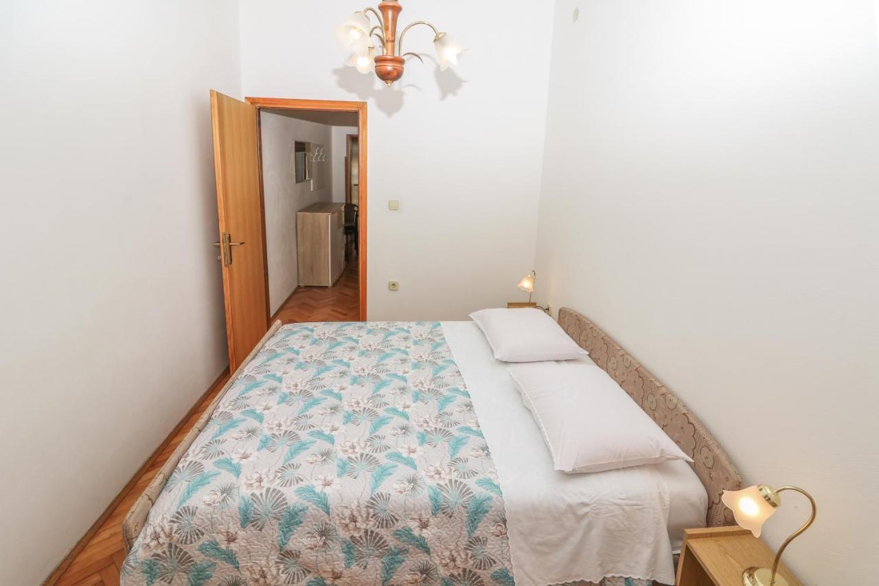 Apartment Marulic In Old Town Baska  Exterior photo